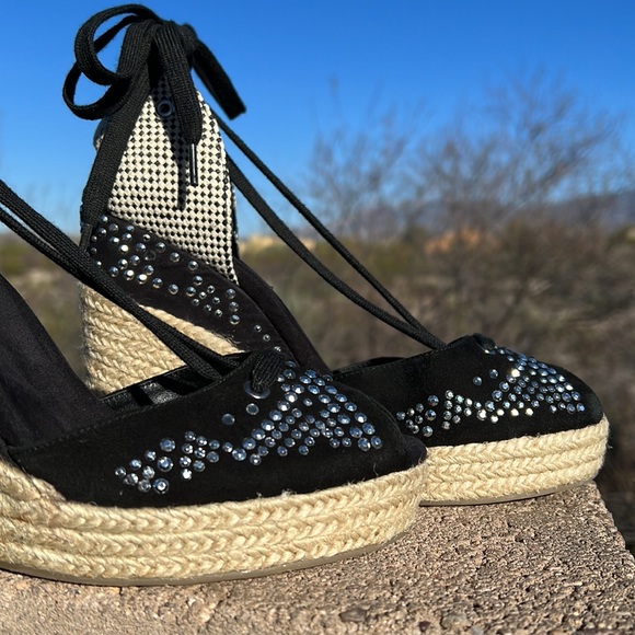 New BCBG Embellished Black Wedge Espadrille Sandals - Picture 17 of 17
